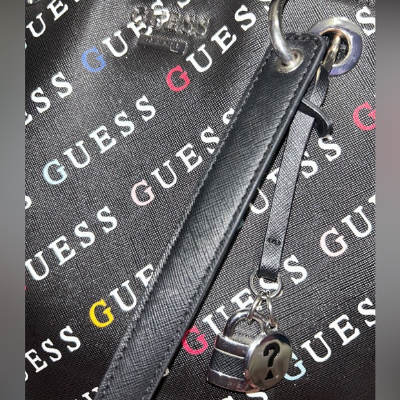 Guess Tote Bag - Picture 2 of 5